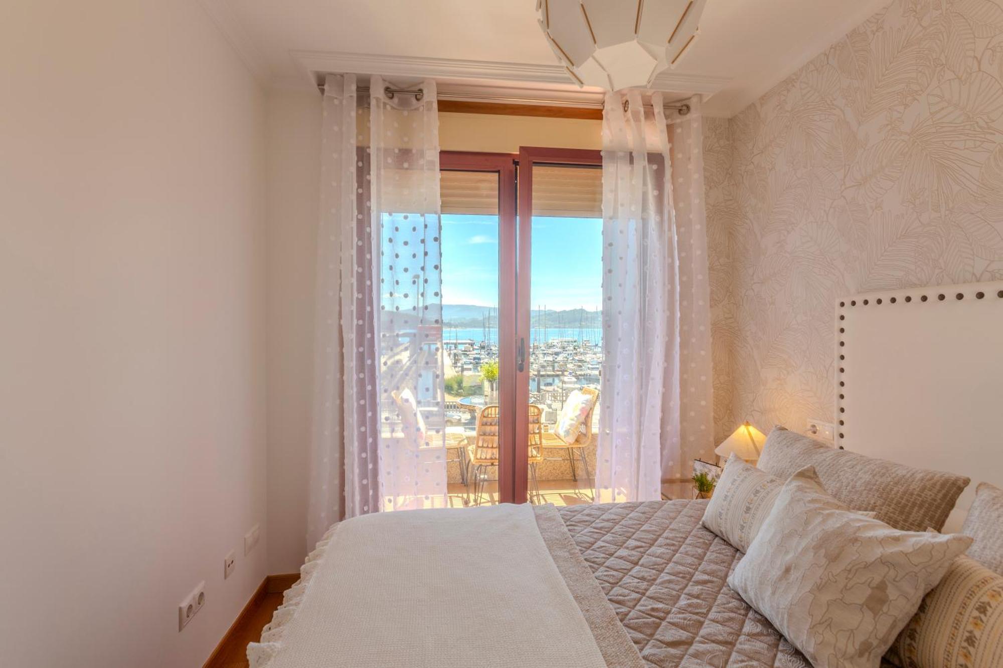 Апартаменты Piso En Combarro A 1º Linea De Costa Экстерьер фото